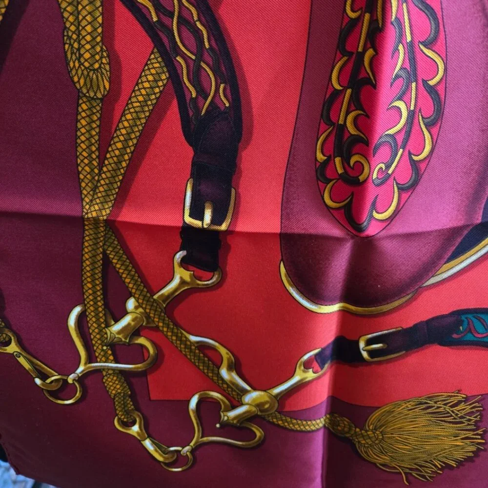 EUC Authentuc Hermes Silk Scarf with Box (Giftable)